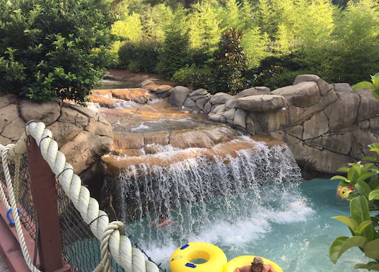 Geyser Falls Water Theme Park