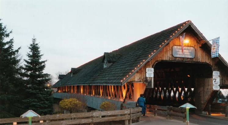 Bavarian Inn Holz Brücke Covered Bridge