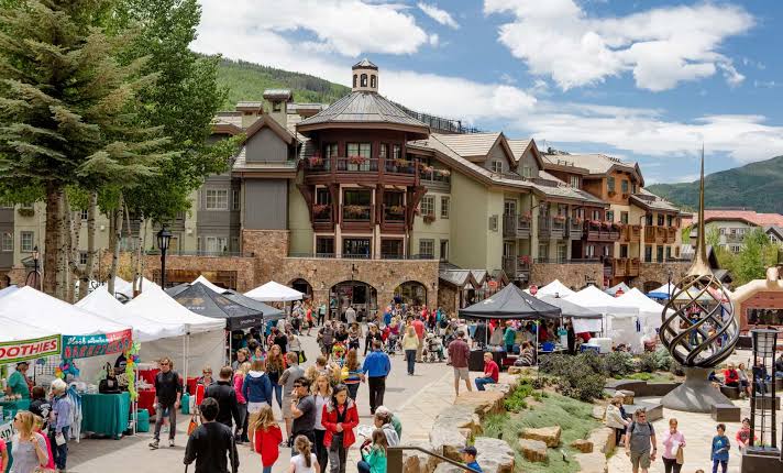 Vail Farmers' Market and Art Show