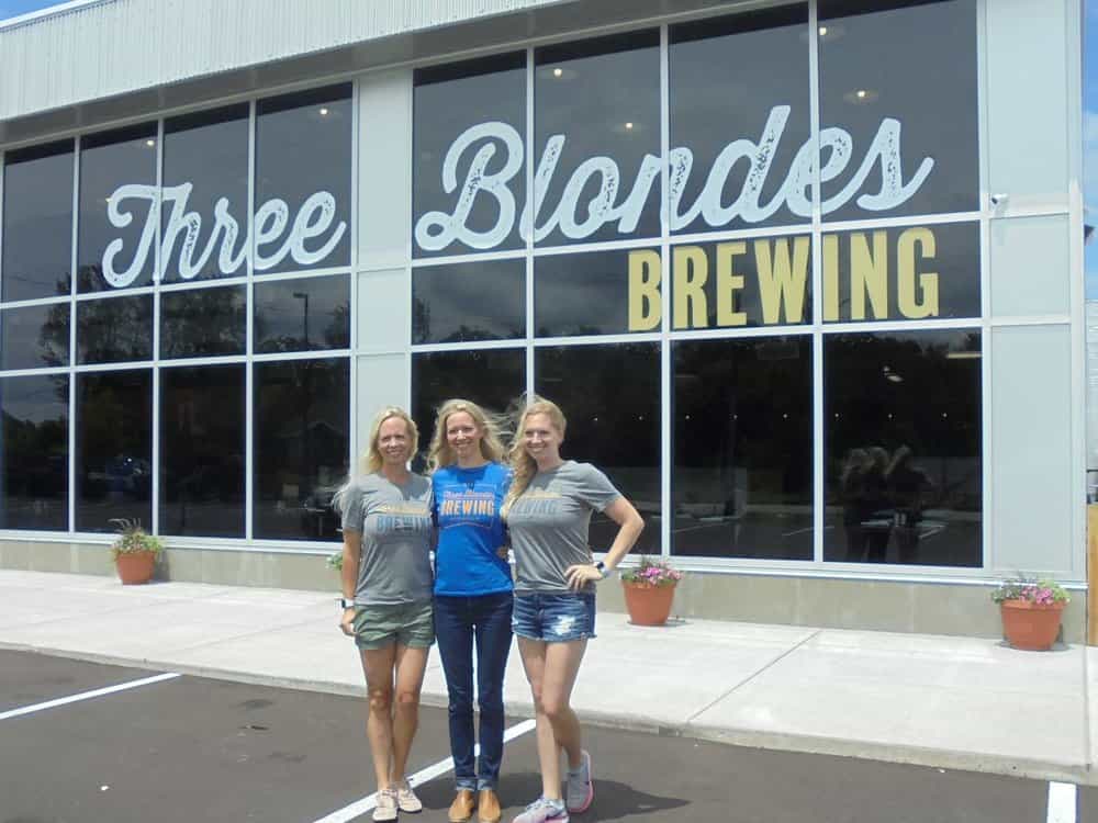 three blondes brewing
