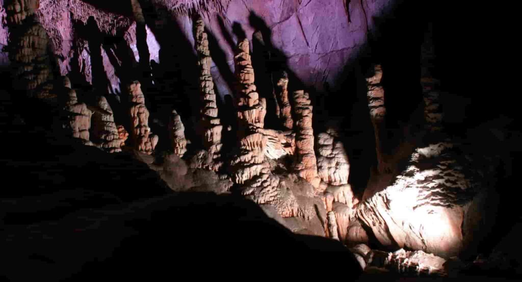 Lewis & clark caverns state park