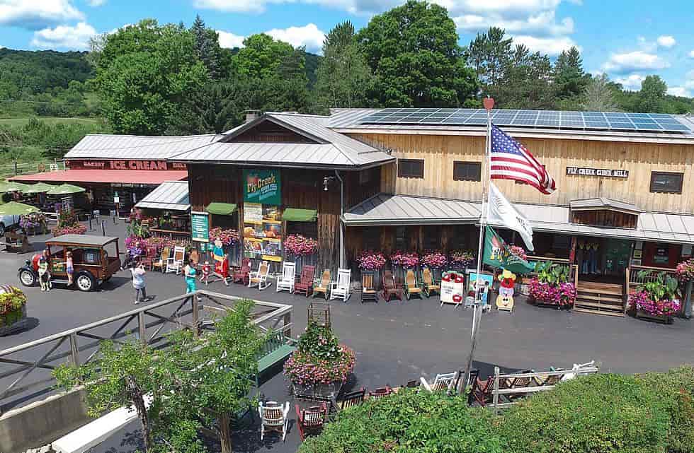 24 Best Restaurants in Syracuse NY to Visit (For First Timer!)