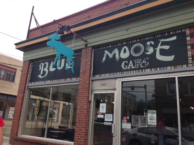 The blue moose cafe